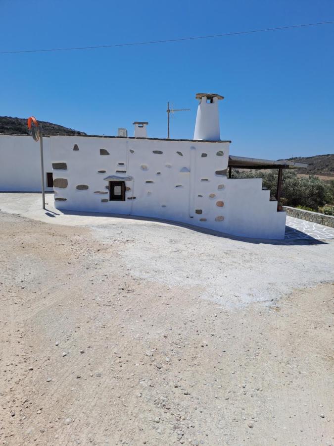 Traditional House Paros Sarakíniko Buitenkant foto