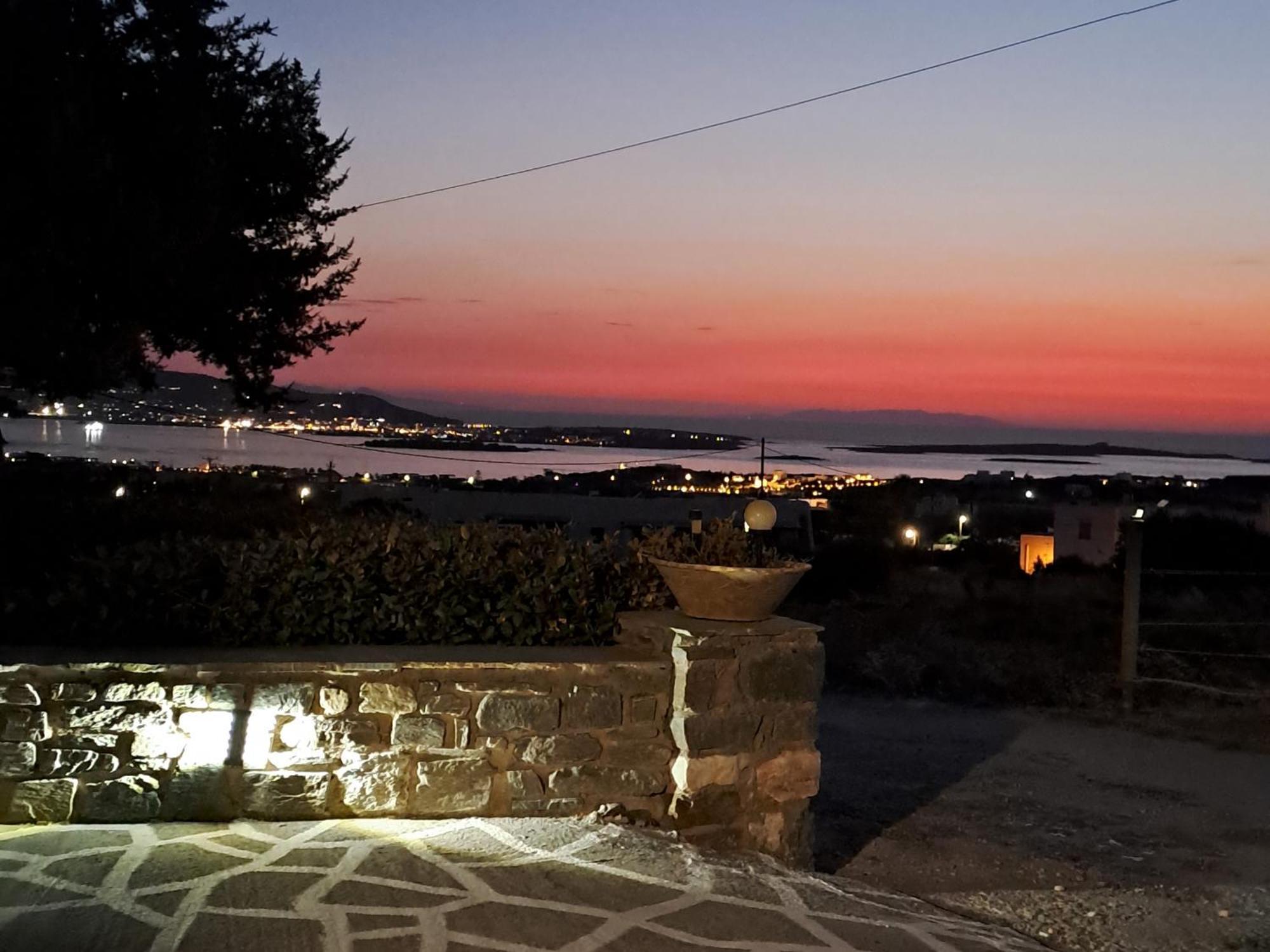 Traditional House Paros Sarakíniko Buitenkant foto